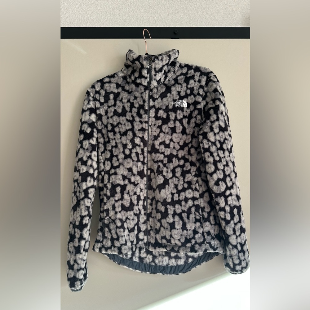 The North Face women’s Osito patterned zip up